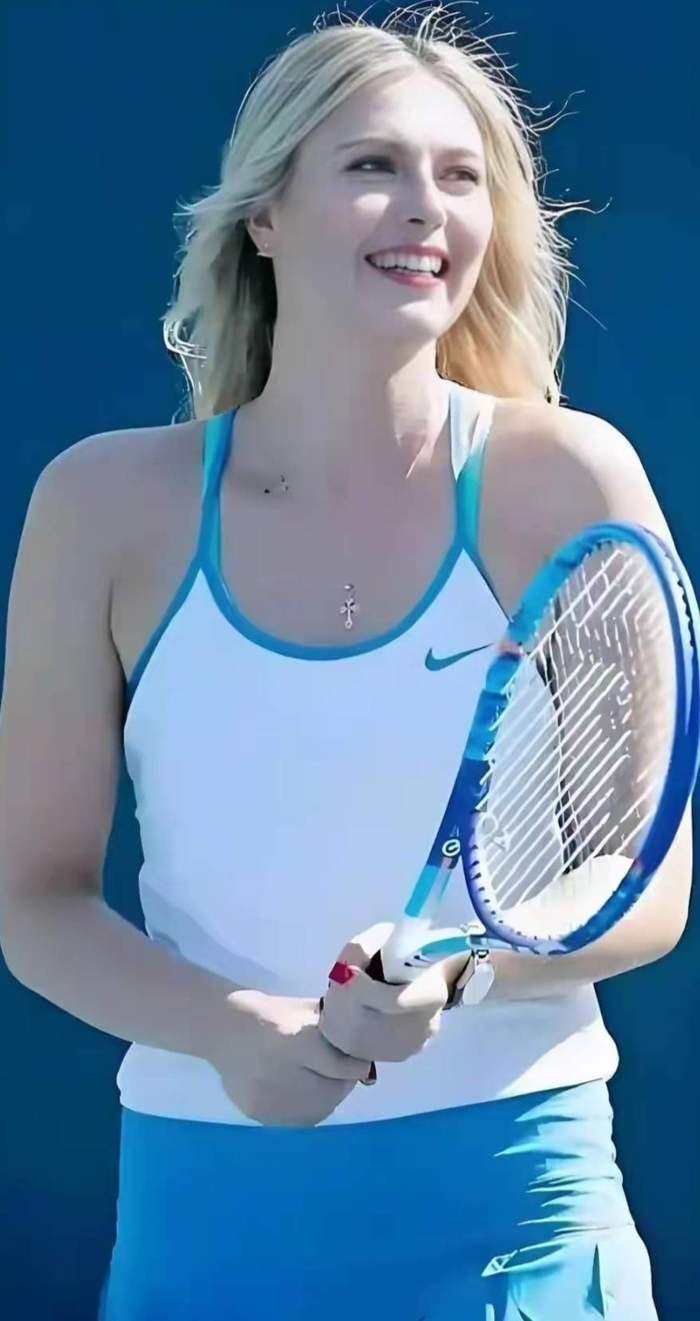 五大联赛直播-莎拉波娃合影东契奇，二人曾有房产交易，网坛女神衰老太快|湖人|女子网球|科比-布莱恩特|萨沙-武贾西奇|卢卡-东契奇_新浪体育_新浪新闻